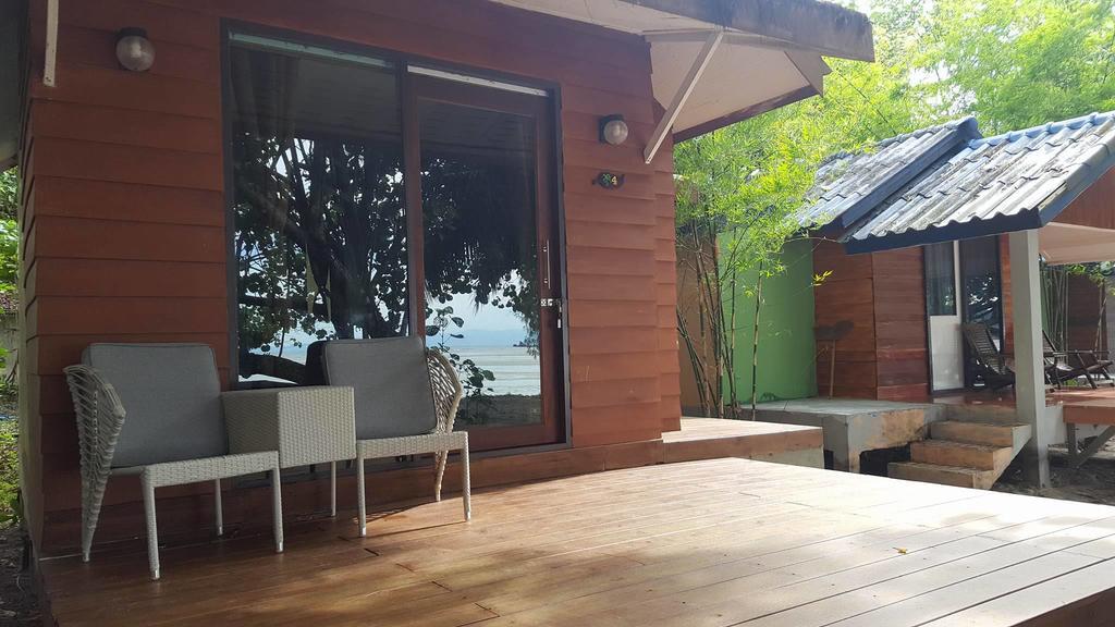 Vijit Bungalow Koh Phayam Exterior photo